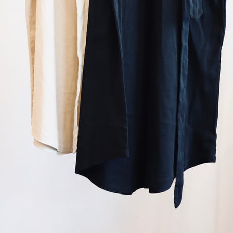 HAU plain one-piece  'steteko'