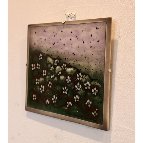 Arabia Heljä Liukko-Sundström wall plaque ’meadow flowers’
