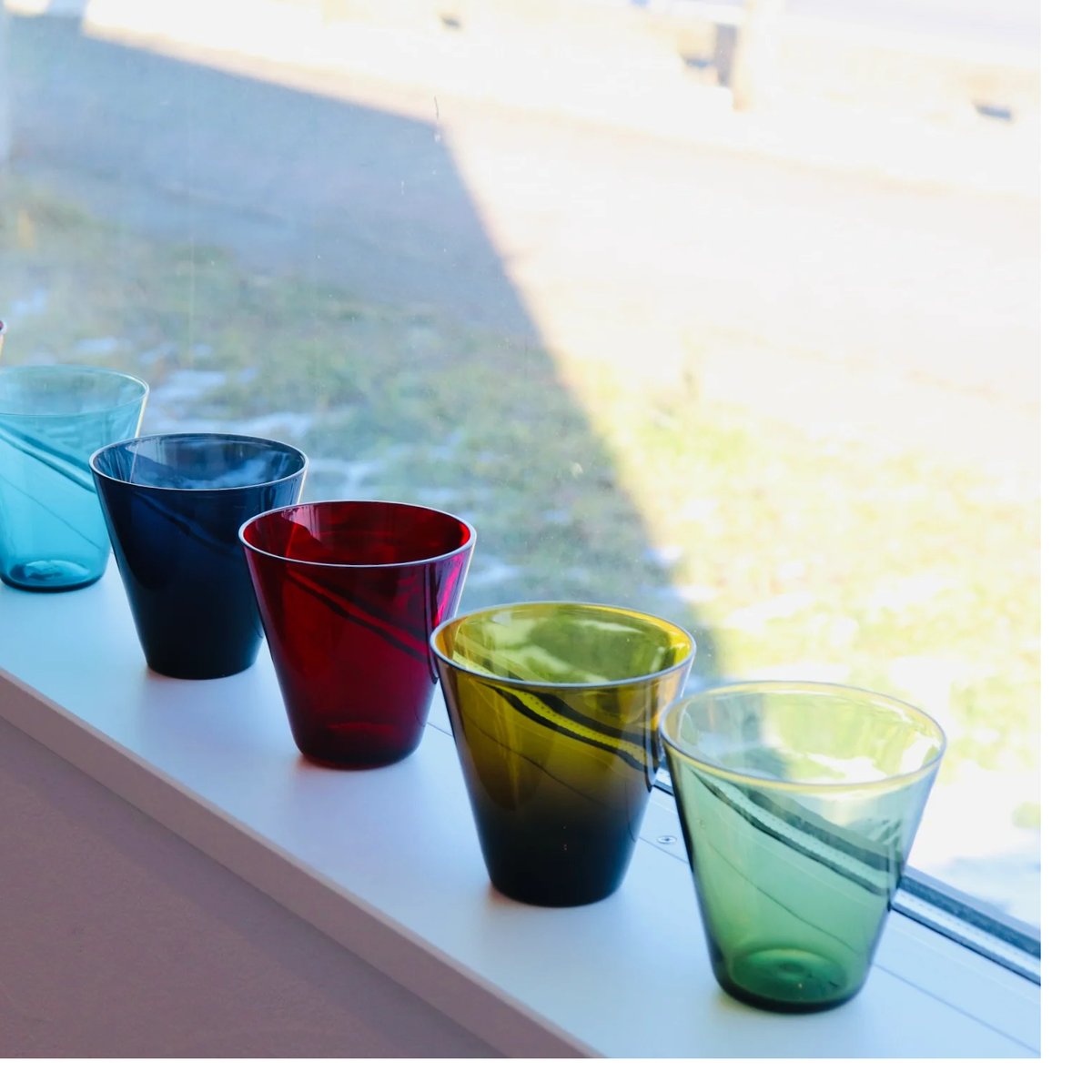 Nuutajarvi 2744 tumbler M light green | plum