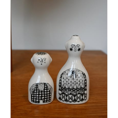 Figgjo spice jar set 'mom and boy'