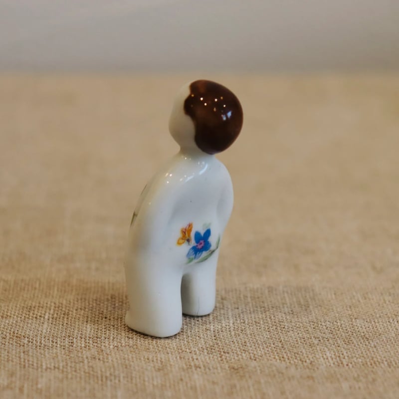 Arabia figuuri 'boy' | plum