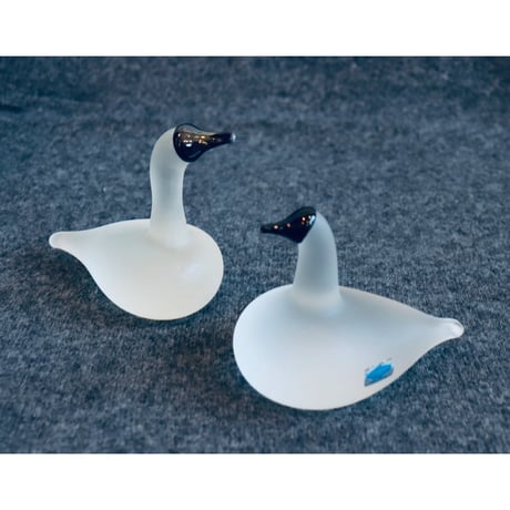 Nuutajarvi lintu ' Snow Goose ' by Oiva Toikka