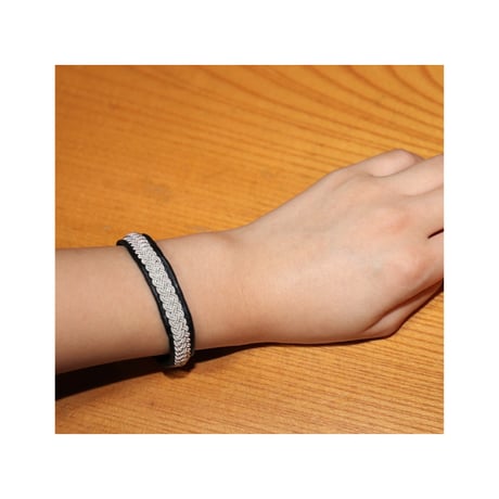 Saami Bracelet Solsken（ソールフェン）