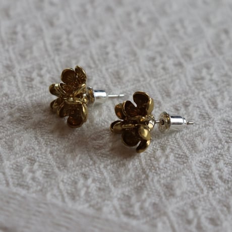 mauve オオイヌノフグリのピアス