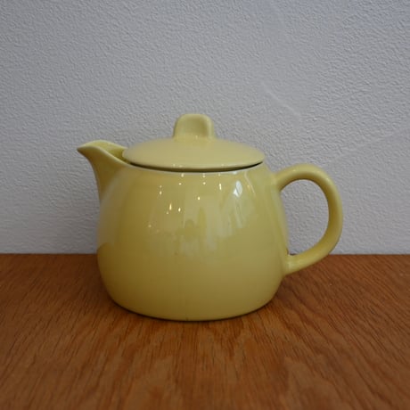 Arabia KF3 Teapot lemon