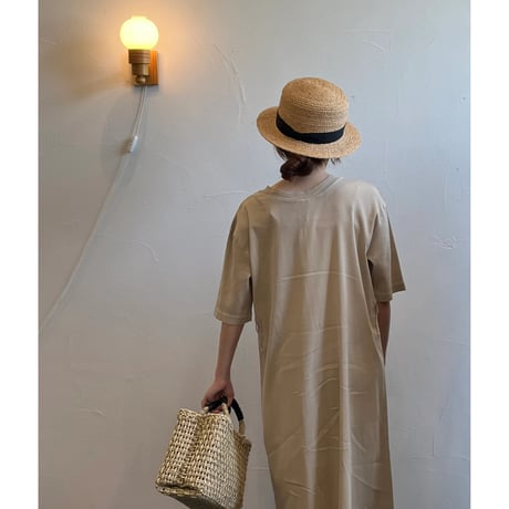HAU plain one-piece  'steteko'