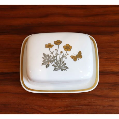 Royal Copenhagen buttercup