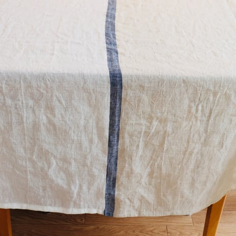 Tenjin linen tablecloth 'bicolor with center stripe'