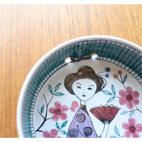 Kupittaan Savi wall plate by Laila Zink