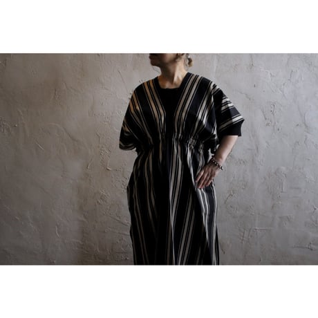 NEO KAFTAN DRESS native stripe / WONDER FULL LIFE