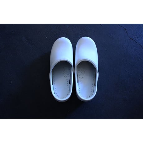 professional white box / dansko