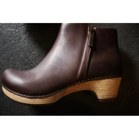 LIZANNE / dansko