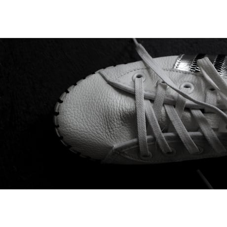 Leather sneaker / euro select