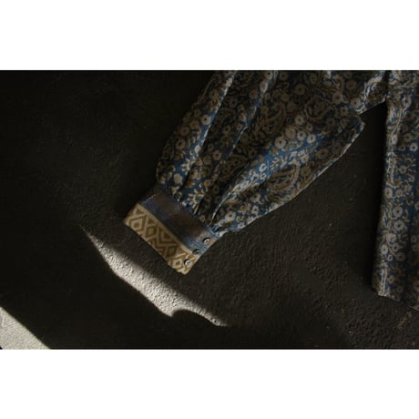 PUFF SLEEVE BLOUSE -limited block print / WONDER FULL LIFE