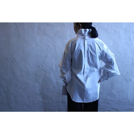 HIGH COLLOR BLOUSE / WONDER FULL LIFE