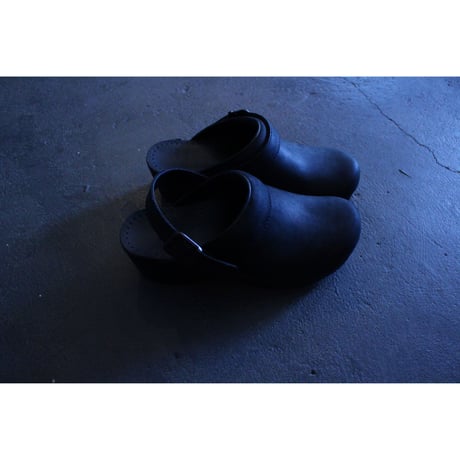 ingrid oiled black / dansko