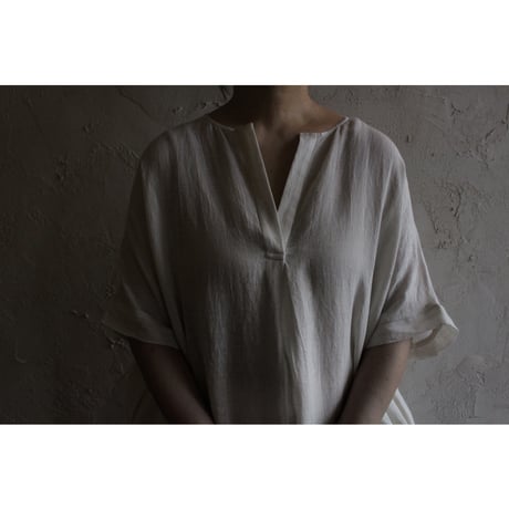 linen poncho / evam eva