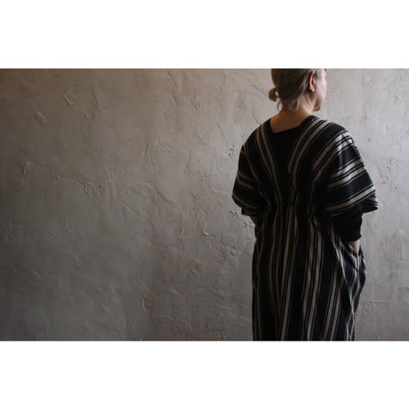 NEO KAFTAN DRESS native stripe / WONDER FULL LIFE