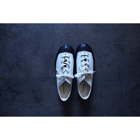 GYM CLASSIC / moonstar