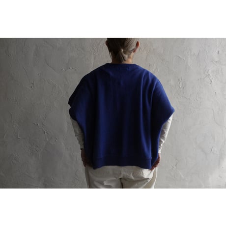 BARBER NOSLEEVE / ORDINARY FITS