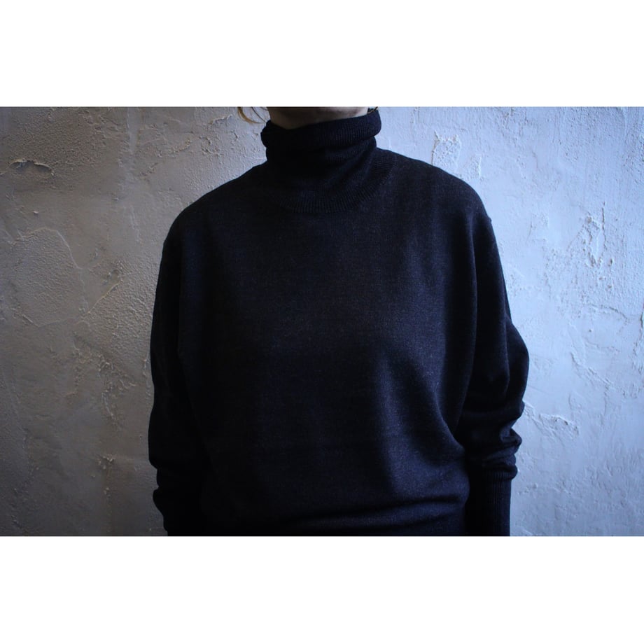 6703895710085604db36dd65