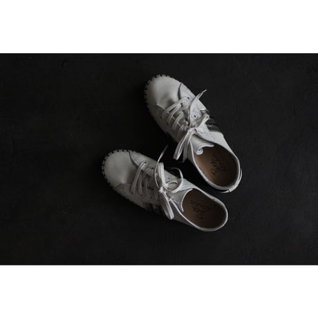 Leather sneaker / euro select