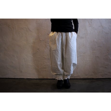 ANKLE TIED PANTS / ROBE de PEAU