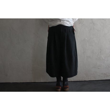 High Waist 2 Tuck Wide Half Trousers / 〼〼:masumasu