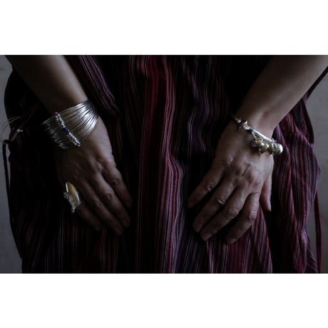BANGLE02-TALISMAN kalensilver / WONDER FULL LIFE × accessories mau