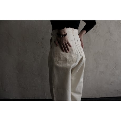 BELL PANTS / ORDINARY FITS