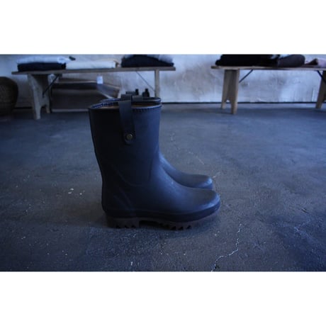 RAKA short_black / Daiichi Rubber