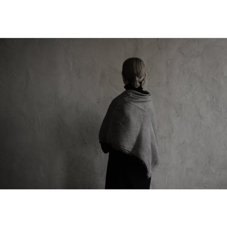 薄手大麻四角ストール 松煙 / MITTAN