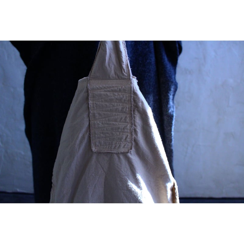 レイヤードバッグ中(草木染)胡桃 / MITTAN | SoL