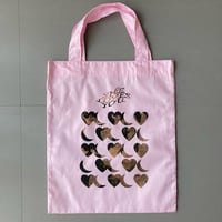 souvenir tote "she loves you"