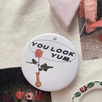 ポケットミラー"YOU LOOK YUM"