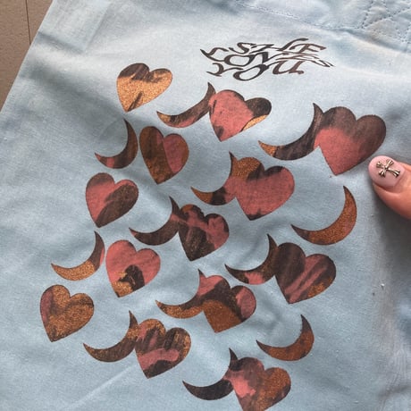 souvenir tote "she loves you"