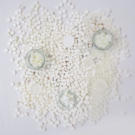 【PILL】247★：WHITE PEARL【35g/100g】【ホワイト系】【パール/メタリック】
