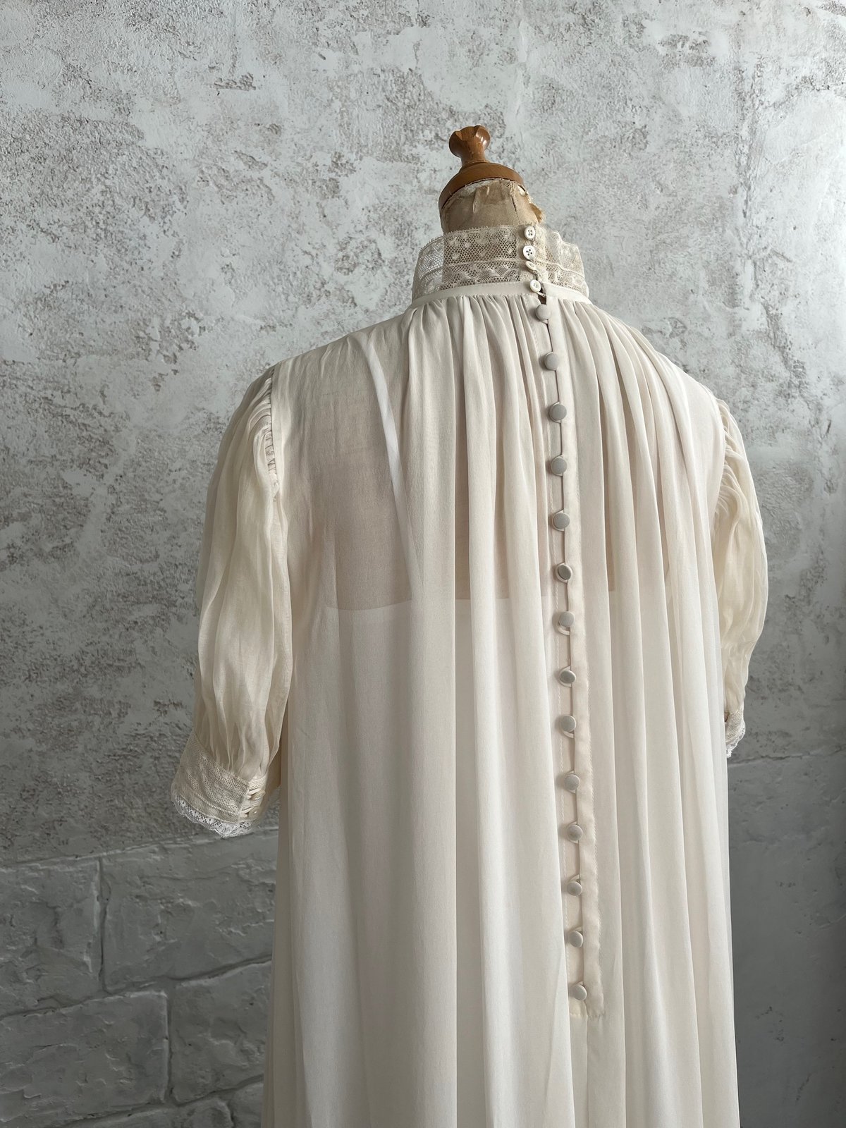 レンタル・セミオーダー用ラインナップページ】 we-048 | CAVANE WEDDING