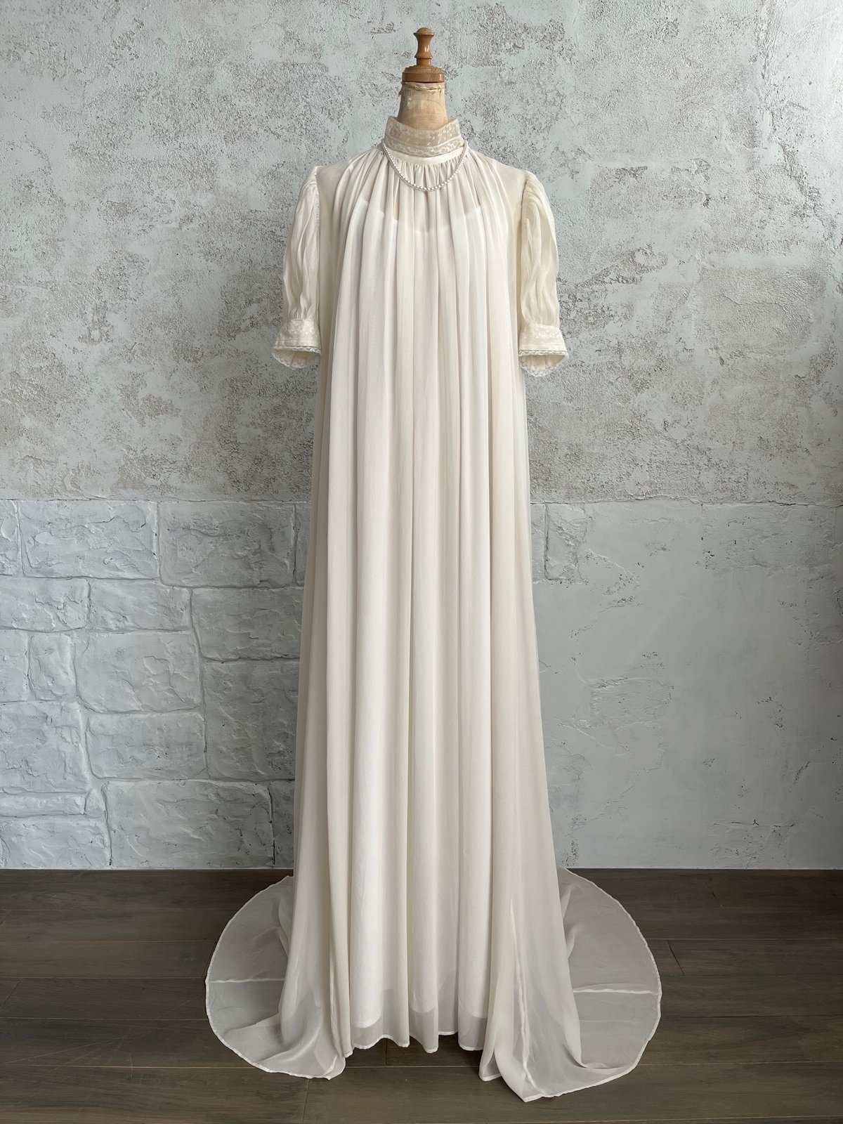 大幅お値下げ【美品•クリーニング済】WEDDING DRESS レンタル・セミオーダー用ラインナップページ】 we-048 | CAVANE WEDDING