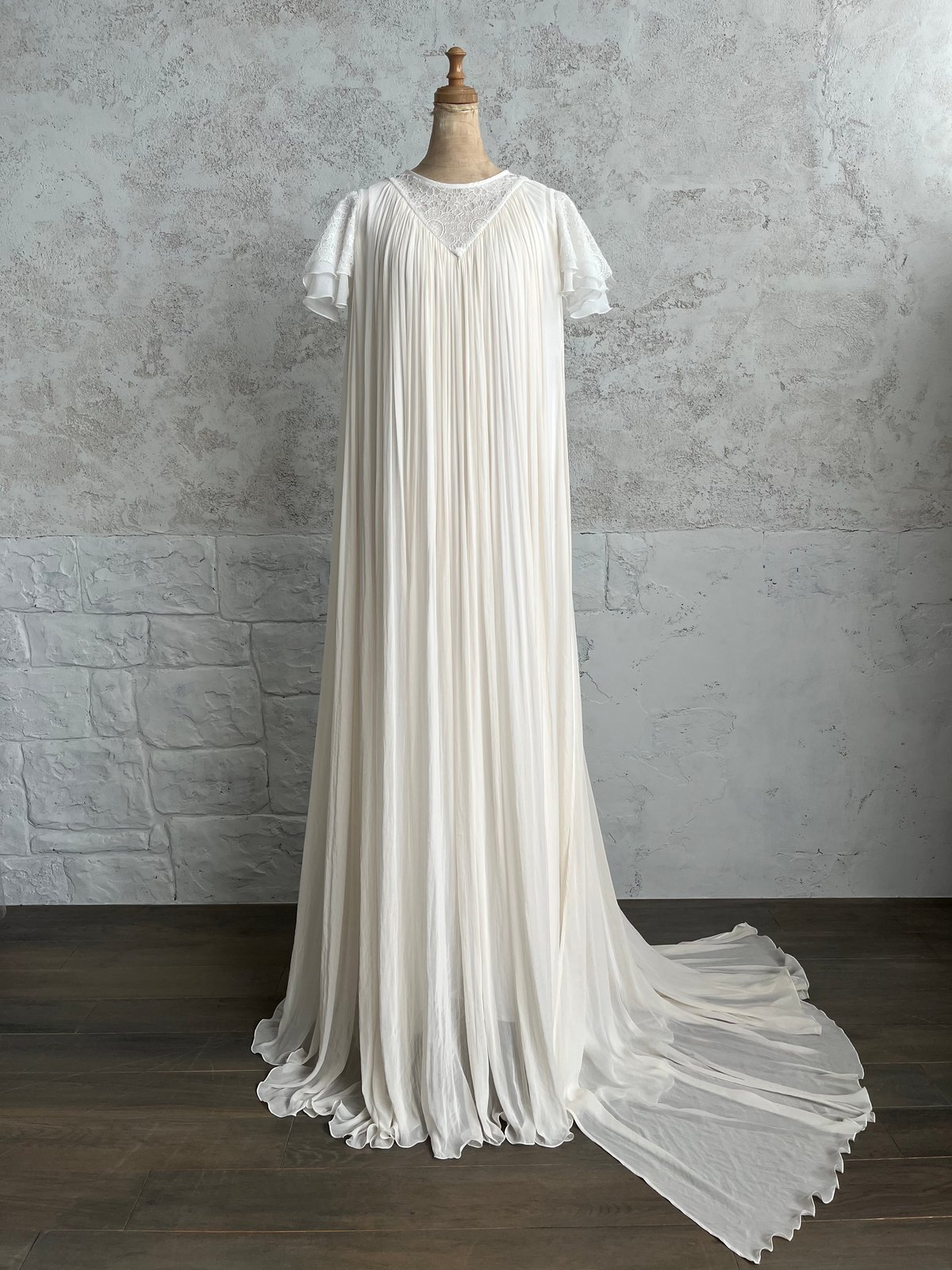 レンタル・セミオーダー用ラインナップページ】 we-052 | CAVANE WEDDING