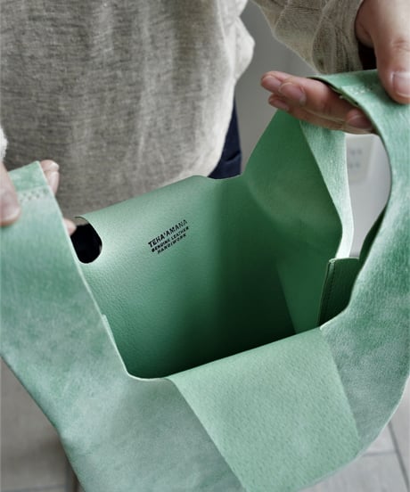 TEHA'AMANA/Pig suede shopping bag/グリーン
