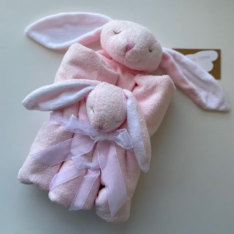《親子うさぎ ブランキー ナップブランケット 選べるビブ BOX SET》Pink Bunny Blankie Nap Blanket Bib Box Set ピンクバニー 灰色 ワンサイズ【箱入】】