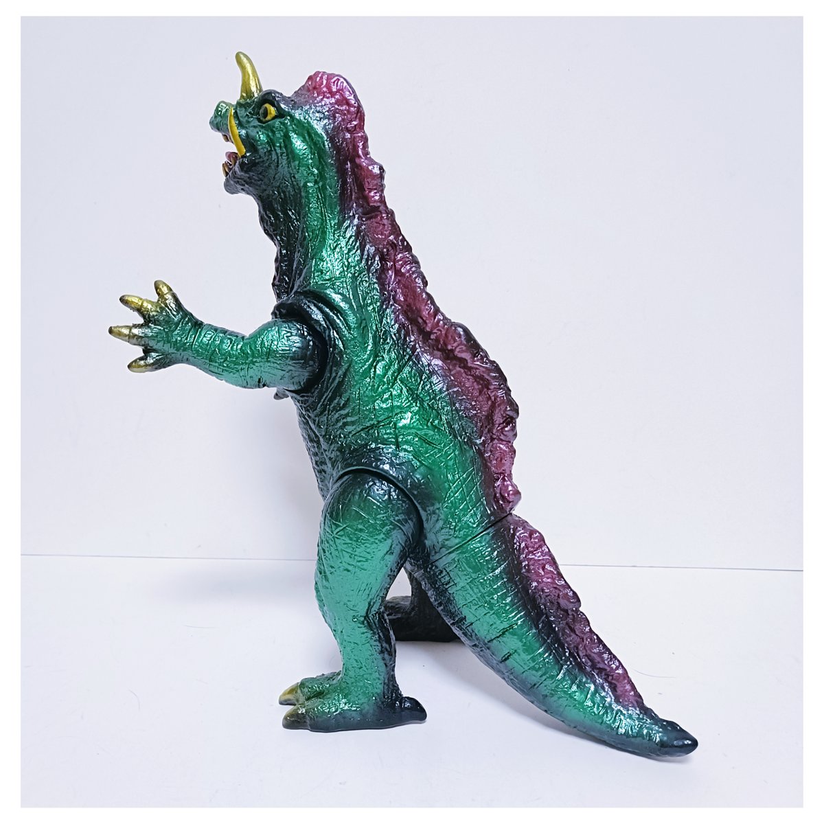 昭和の大怪獣 宇宙怪獣 2号 ダイヤモンド怪獣 ターゲットアース　ソフビ 昭和の大怪獣 宇宙怪獣 2号 ダイヤモンド怪獣 ターゲットアース