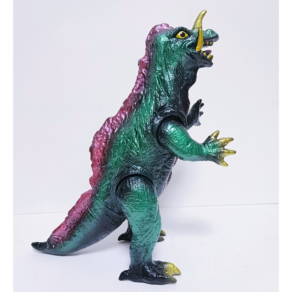 宇宙怪獣ケラトザウルス ソフビ ターゲットアース | MARMIT