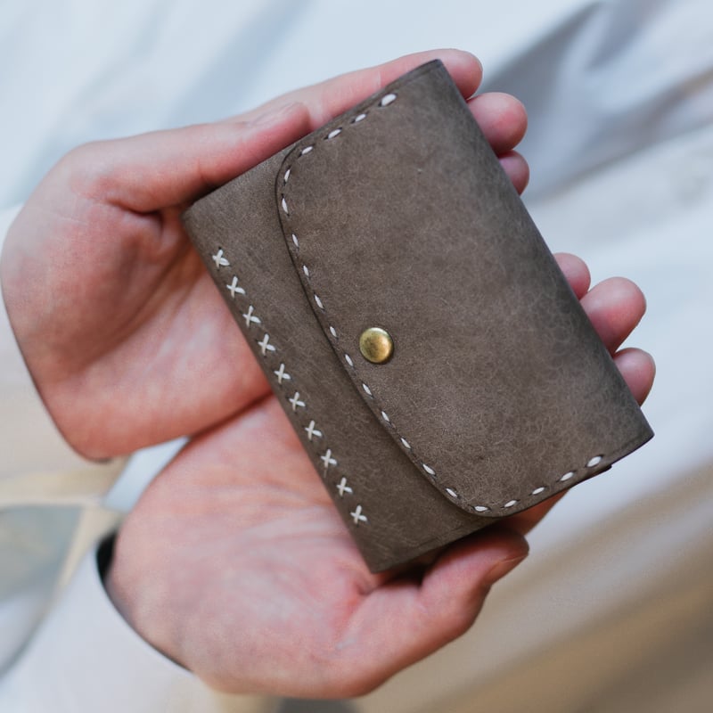 オリジナルステッチ 本革コンパクトウォレット｜イタリアンレザー