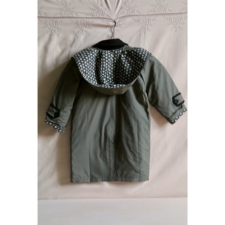 Trench coat khaki green waterproof fabric