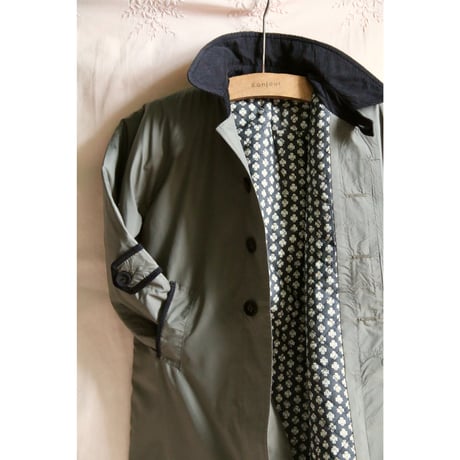 Trench coat khaki green waterproof fabric