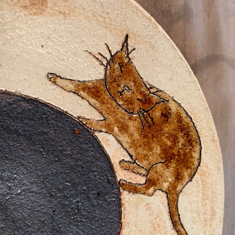 6寸皿 青ダイヤとハチミツ猫