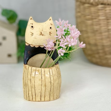 猫花入れ大または植木鉢　ha458