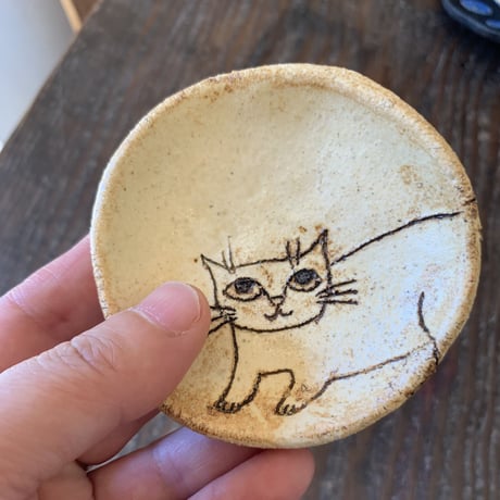 平野照子　猫豆皿　こんにちは　sa001087